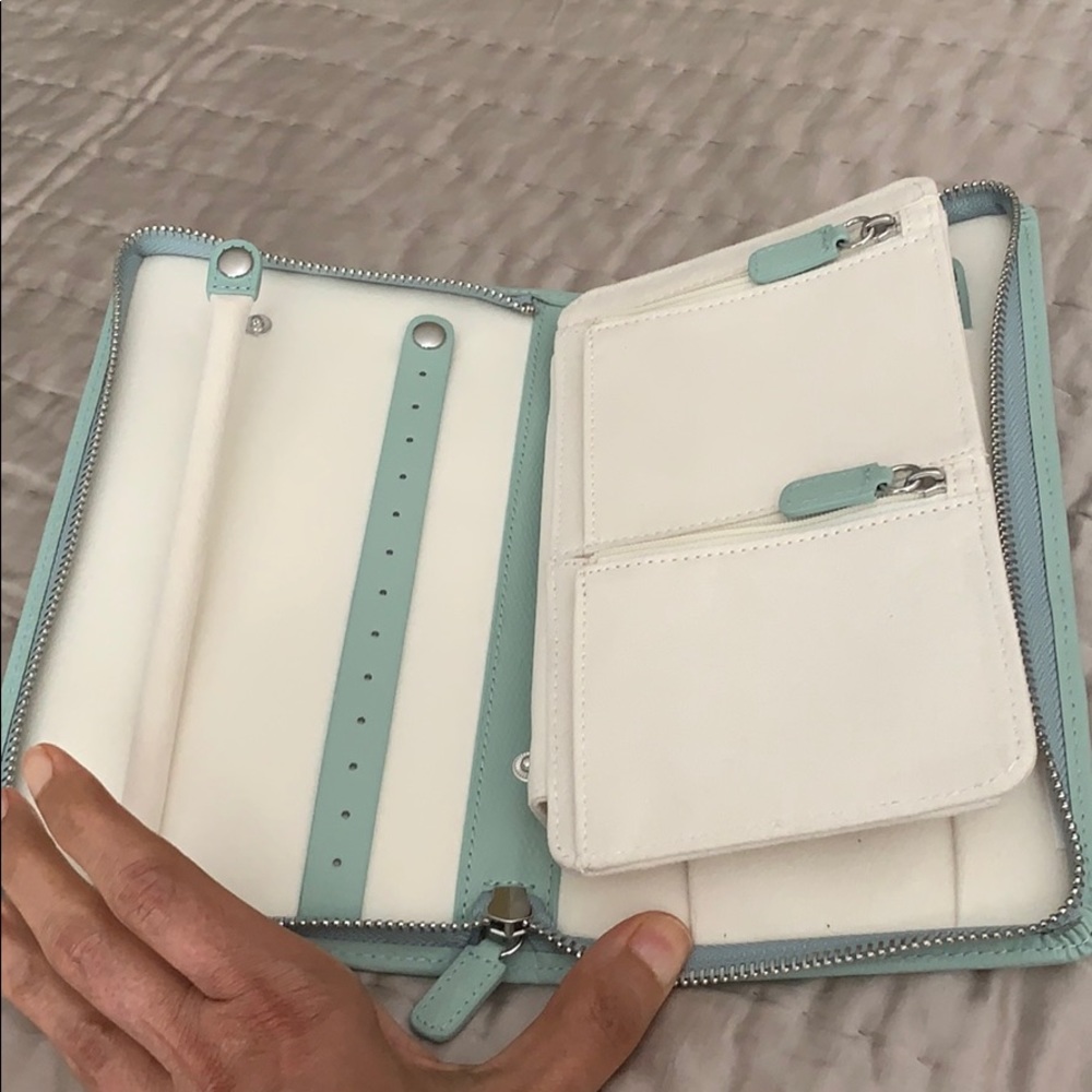 Jewelry travel case